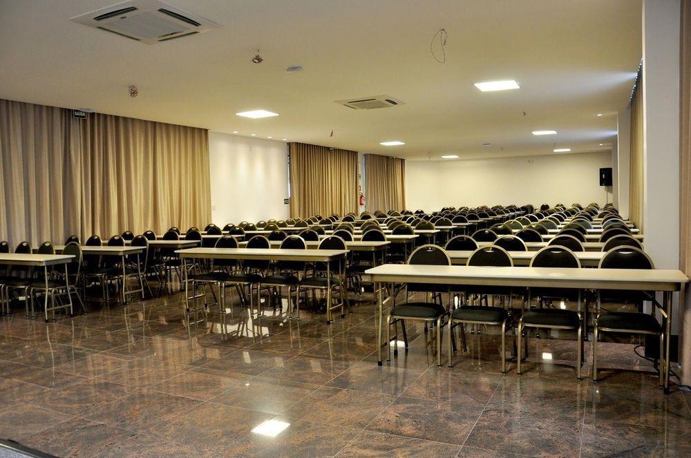 Galatas Golden Hotel Patos de Minas Exterior foto